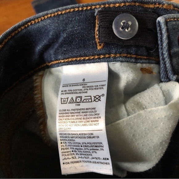 Old Navy high-rise rockstar leggings built in stretch in size 6 - Picture 4 of 5